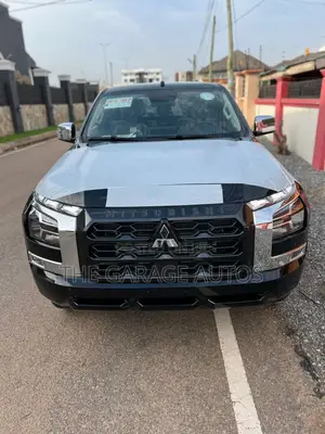 New Mitsubishi L200 2025 Black