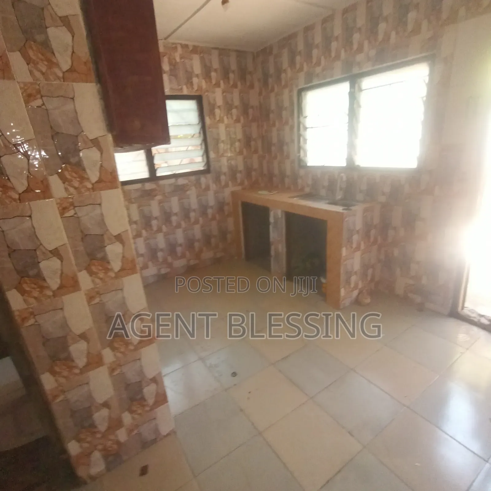 1bdrm Apartment in Golf City, Tema Metropolitan for rent
