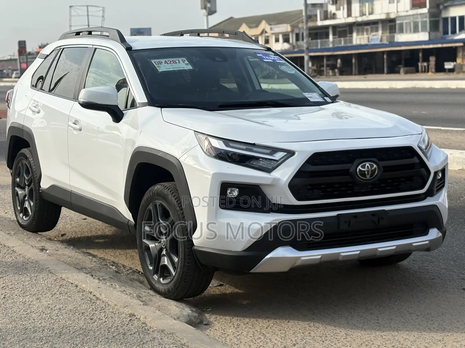 Toyota RAV4 2024 White