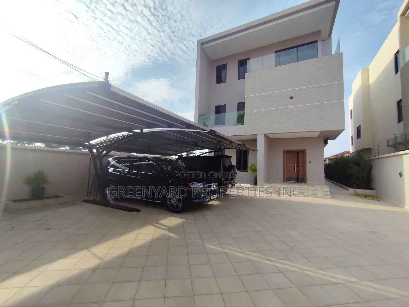 7bdrm House in American House, East Legon for rent