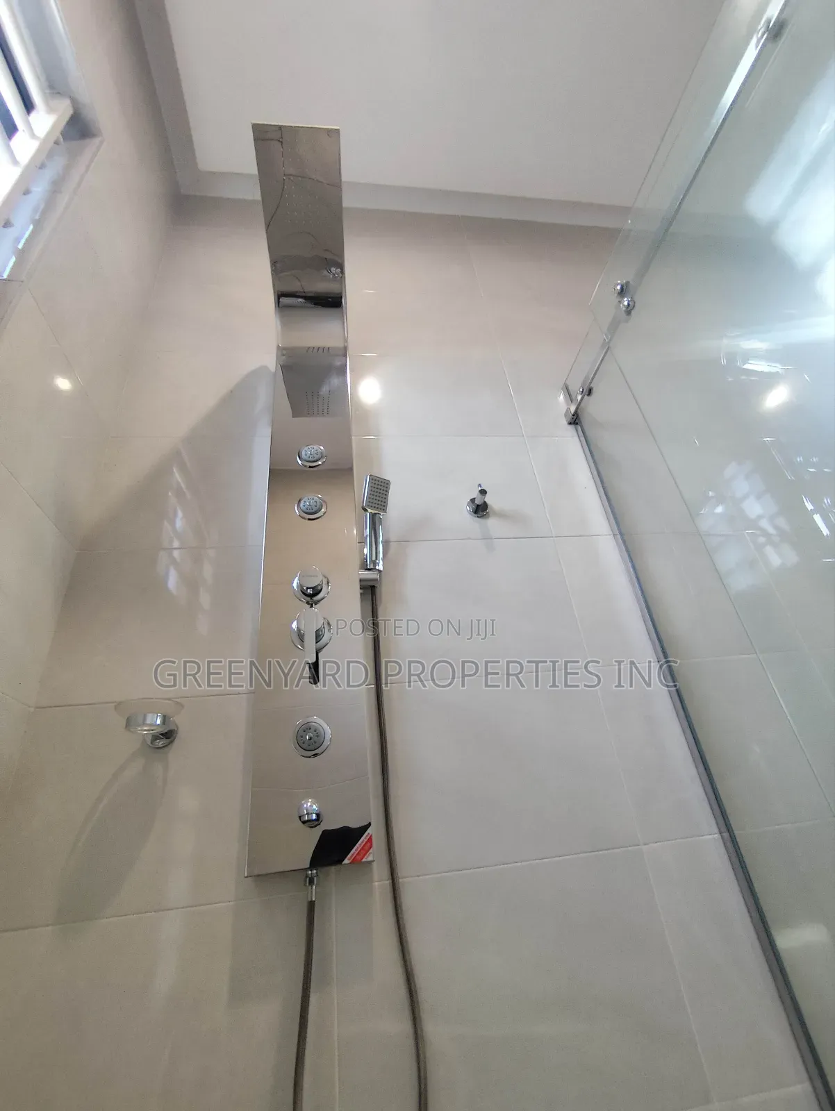 7bdrm House in American House, East Legon for rent