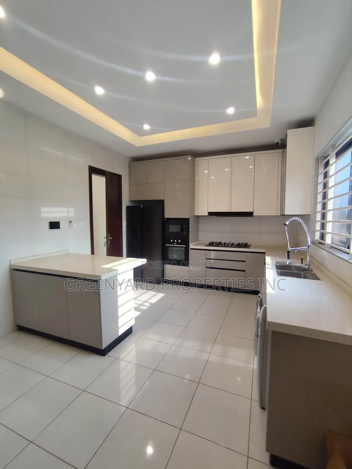7bdrm House in American House, East Legon for rent
