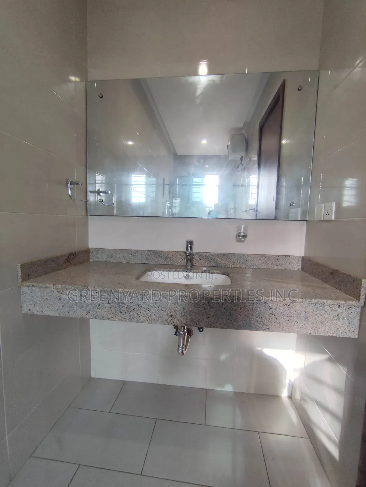 7bdrm House in American House, East Legon for rent