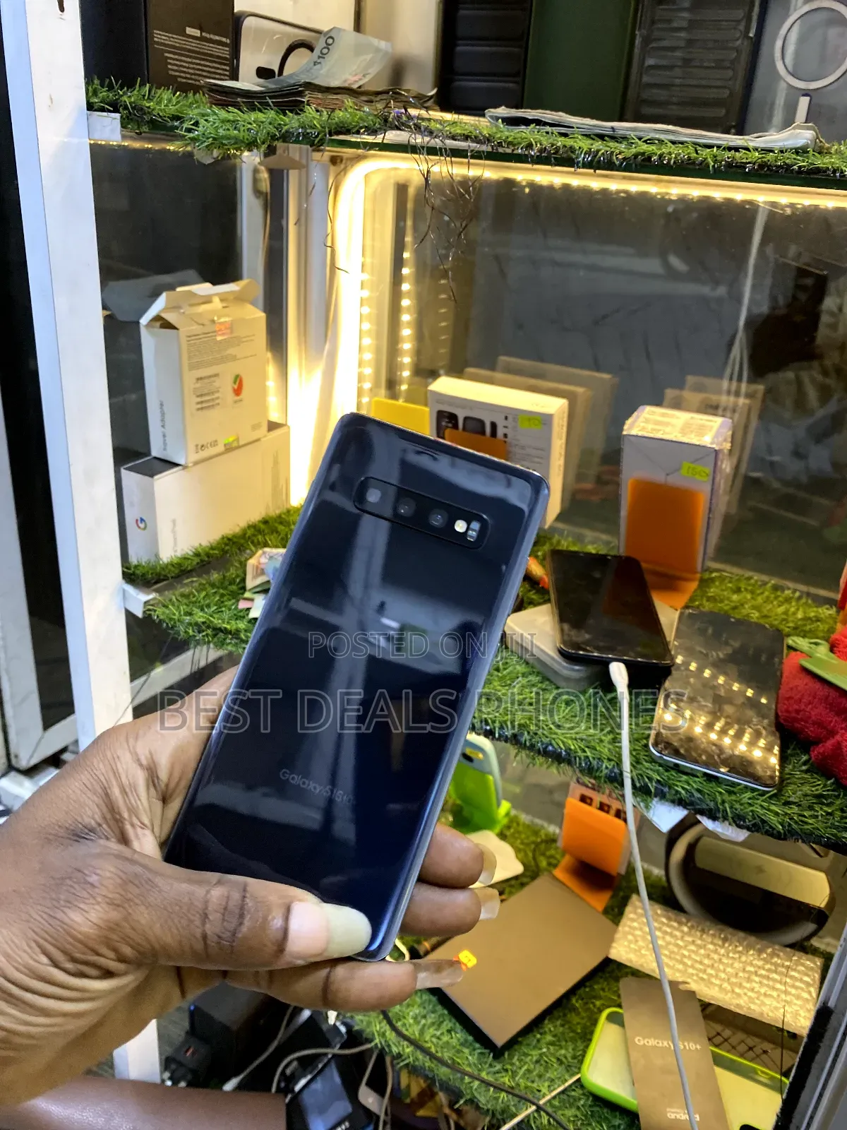 New Samsung Galaxy S10 Plus 128 GB Black