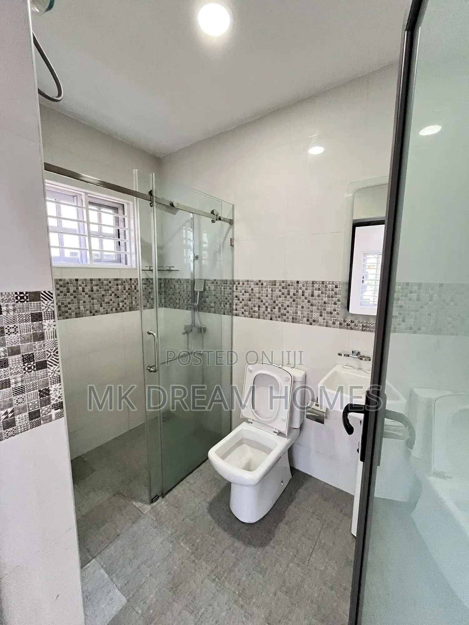 3bdrm Townhouse / Terrace in Paradise Estate for rent