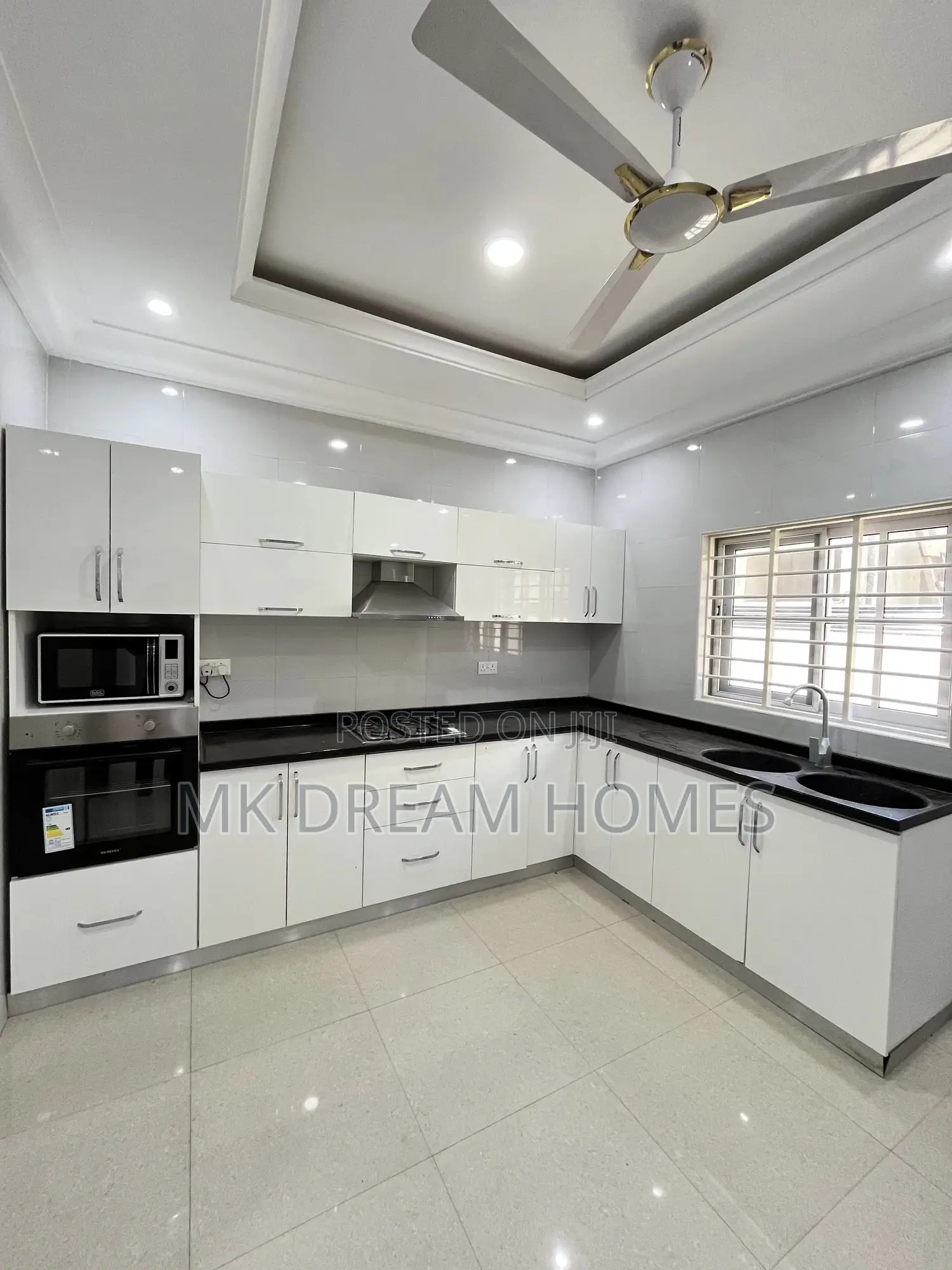 3bdrm Townhouse / Terrace in Paradise Estate for rent