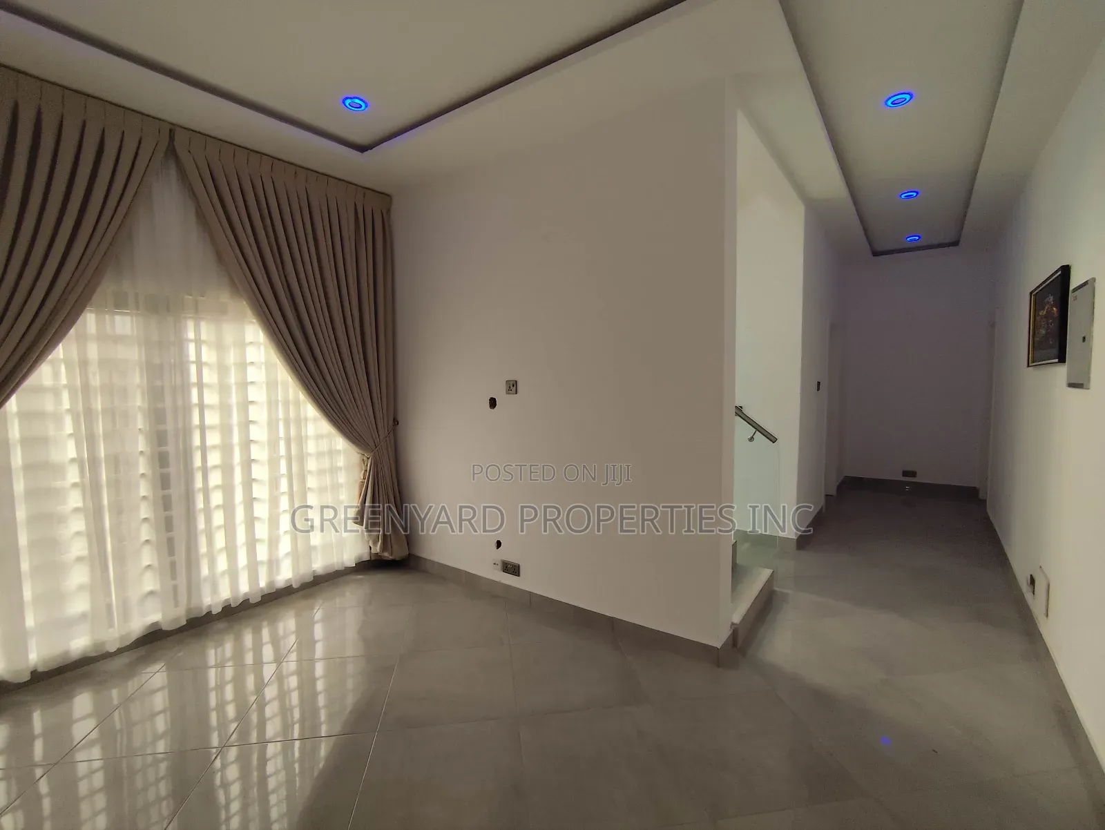 Furnished 4bdrm Townhouse / Terrace in East, Airport Residential Area