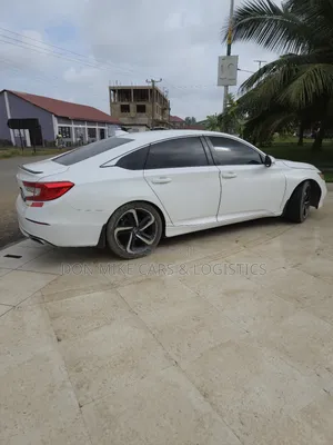 Honda Accord Sport 2018 White