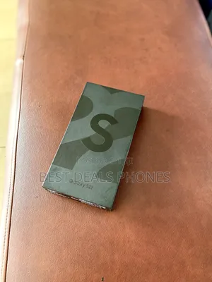 New Samsung Galaxy S22 5G 128 GB Green