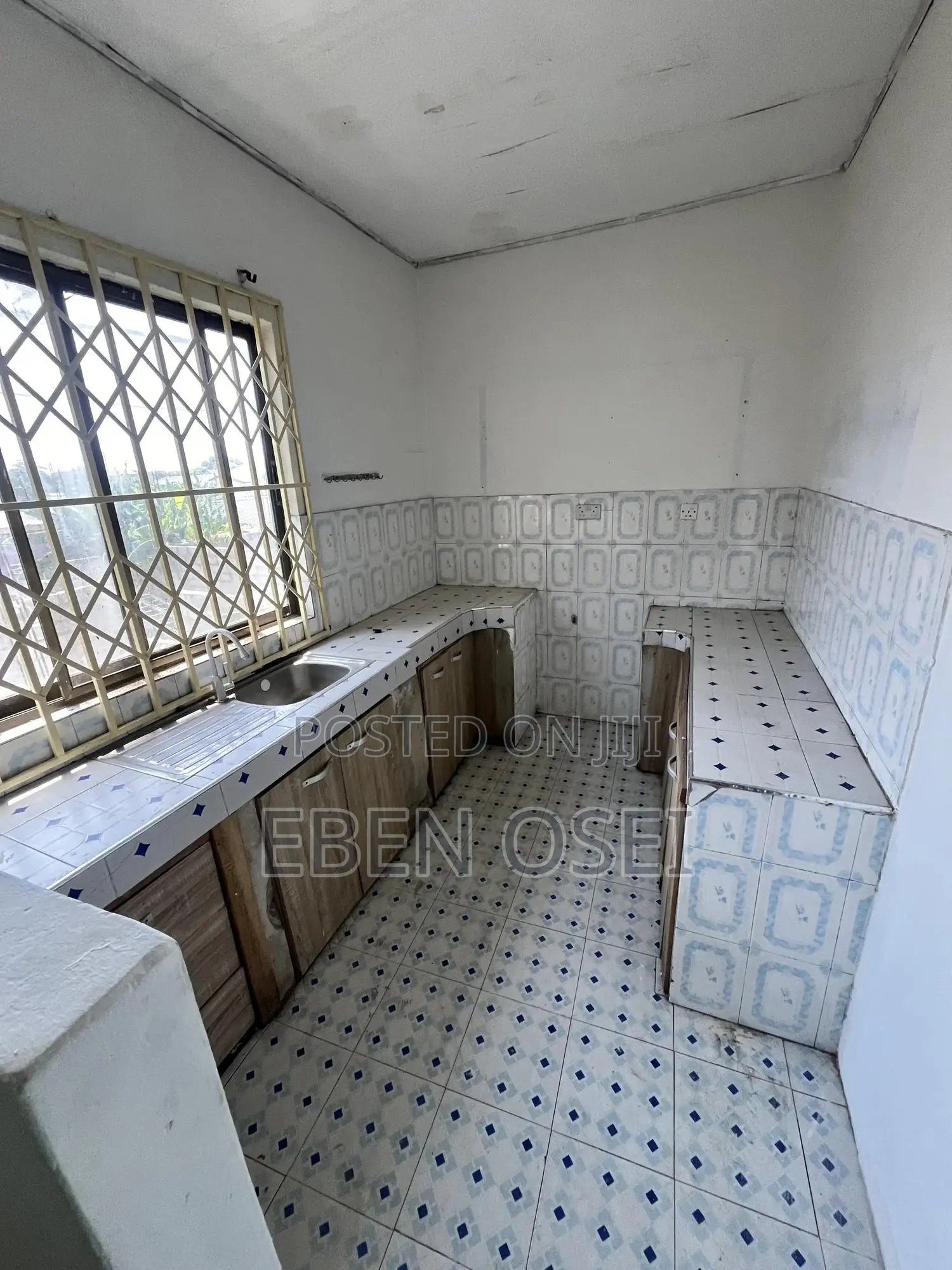 2bdrm Apartment in Dansoman for rent