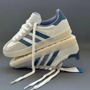 Original Adidas Gazelle Offwhite