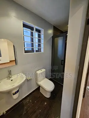 2bdrm House in School Junction for rent