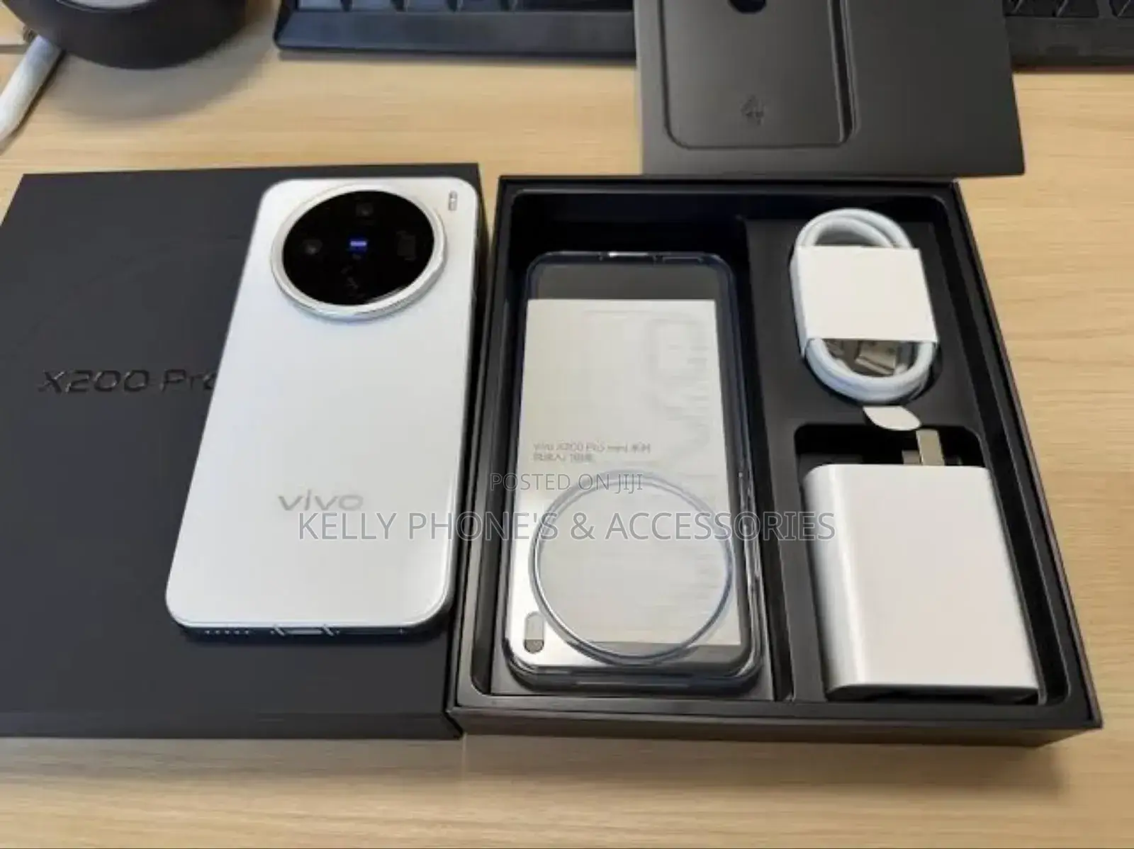 New Vivo X200 Pro 1 TB Silver