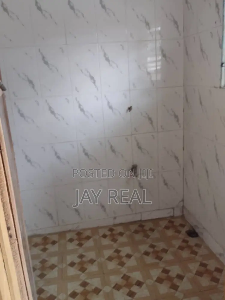 1bdrm Apartment in Jayreal Estate, Kasoa for rent