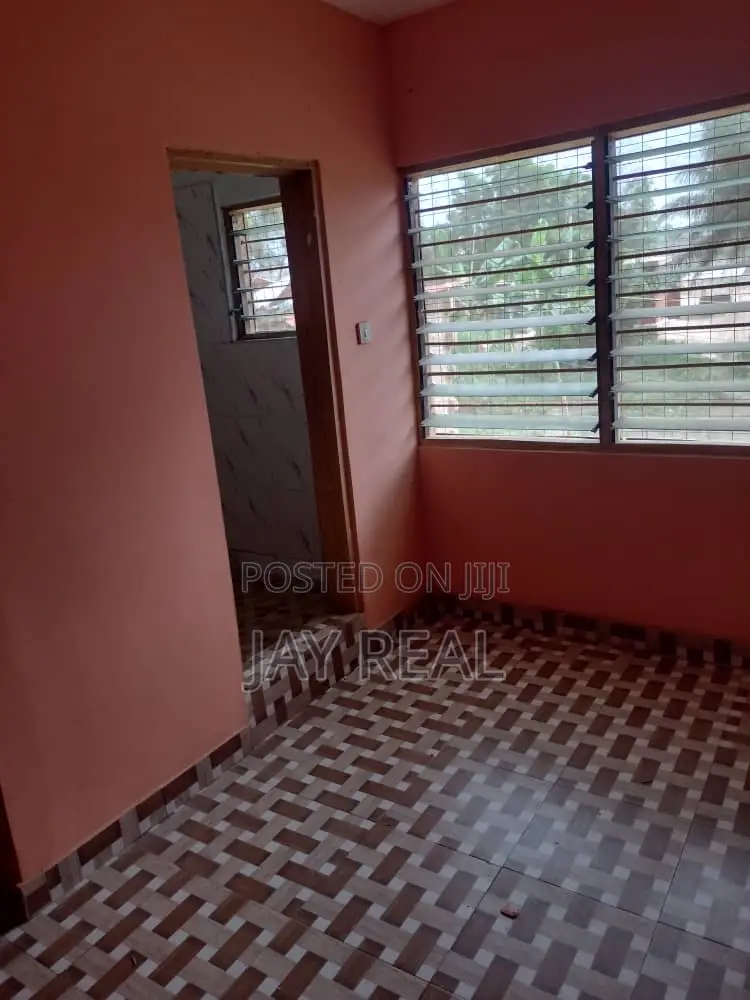 1bdrm Apartment in Jayreal Estate, Kasoa for rent