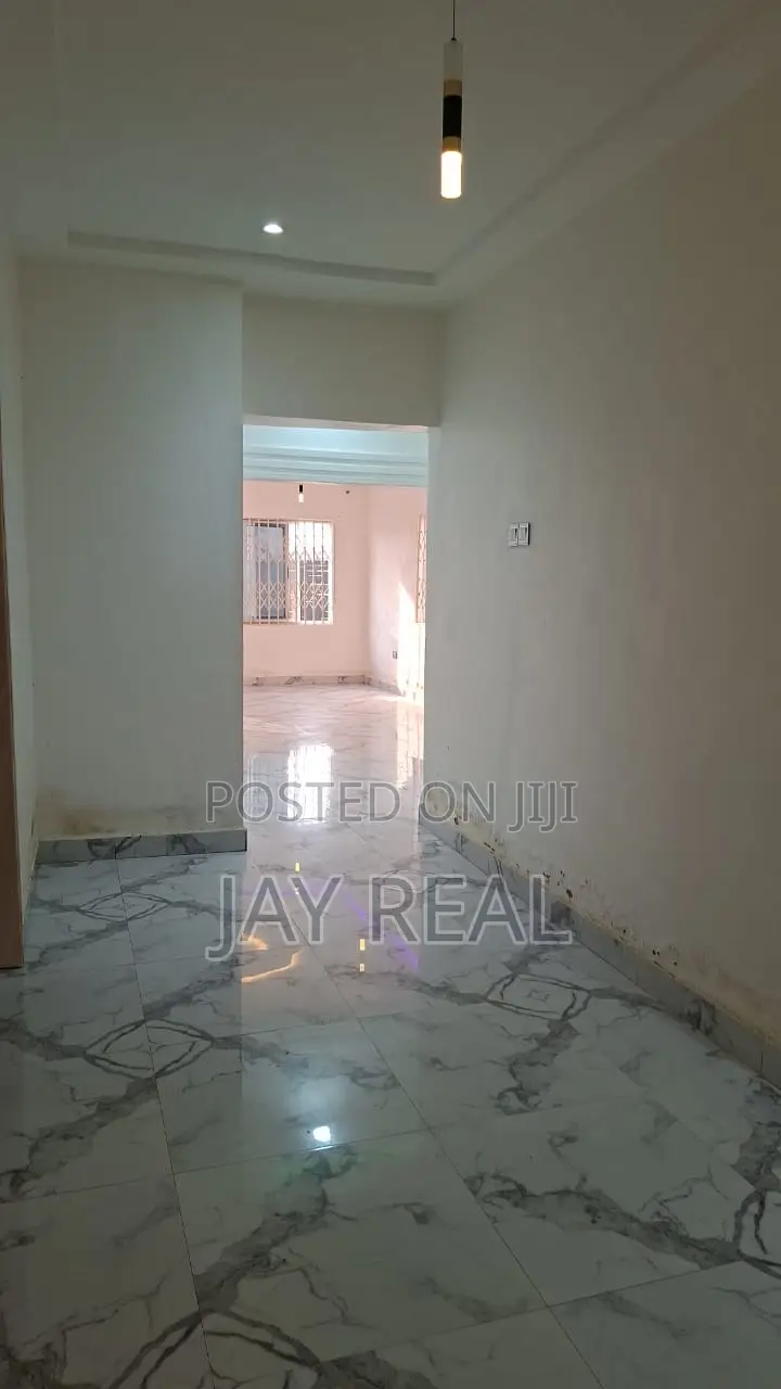 3bdrm Apartment in Jayreal Estate, Kasoa for rent