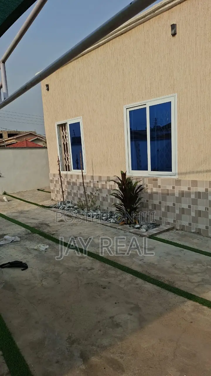 3bdrm Apartment in Jayreal Estate, Kasoa for rent