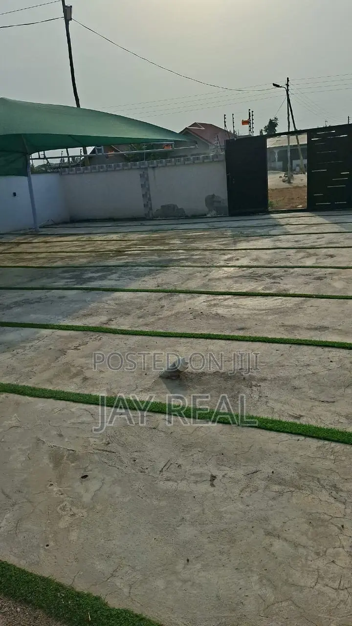 3bdrm Apartment in Jayreal Estate, Kasoa for rent