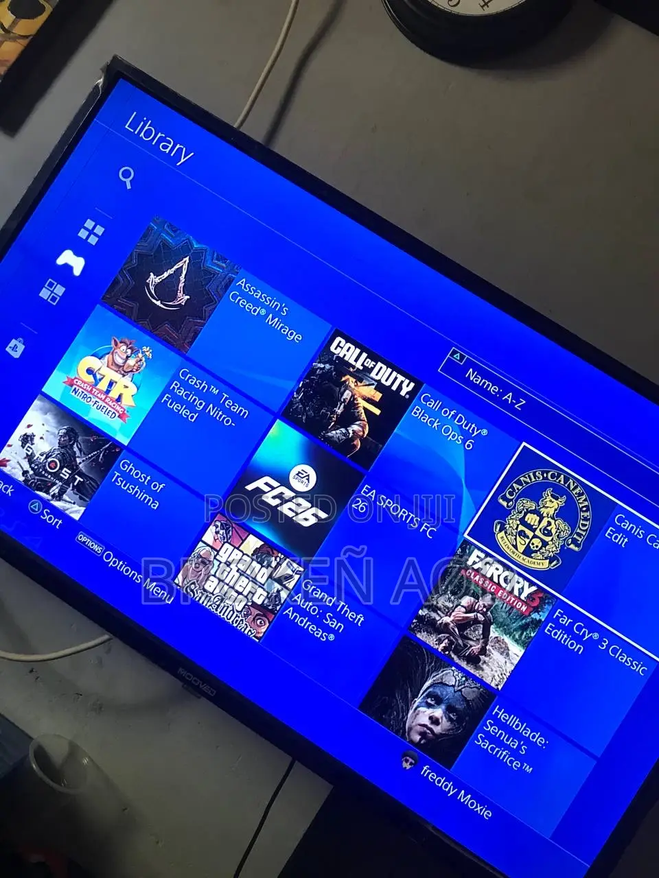 Play Station 4