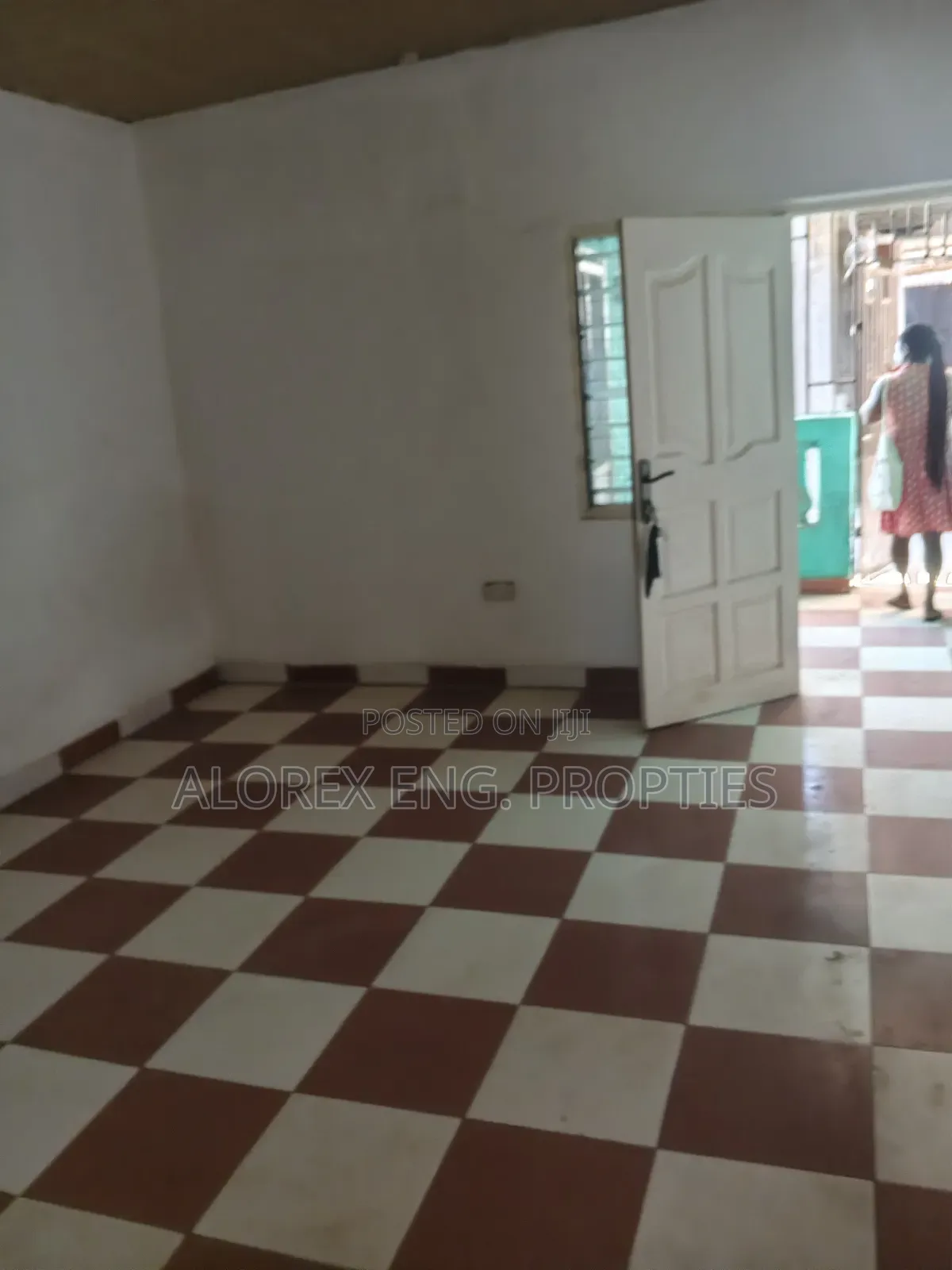 1bdrm Apartment in Chamber Self, Danfa for rent
