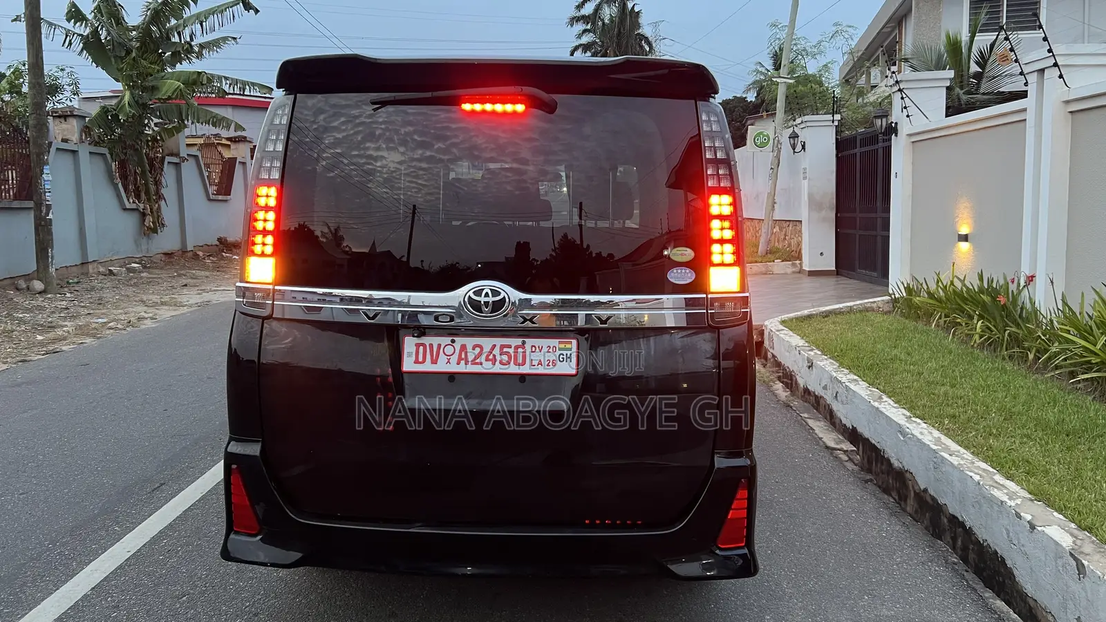 Toyota Voxy 2015 Black