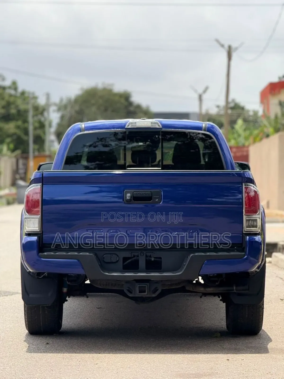 Toyota Tacoma SR5 2022 Blue