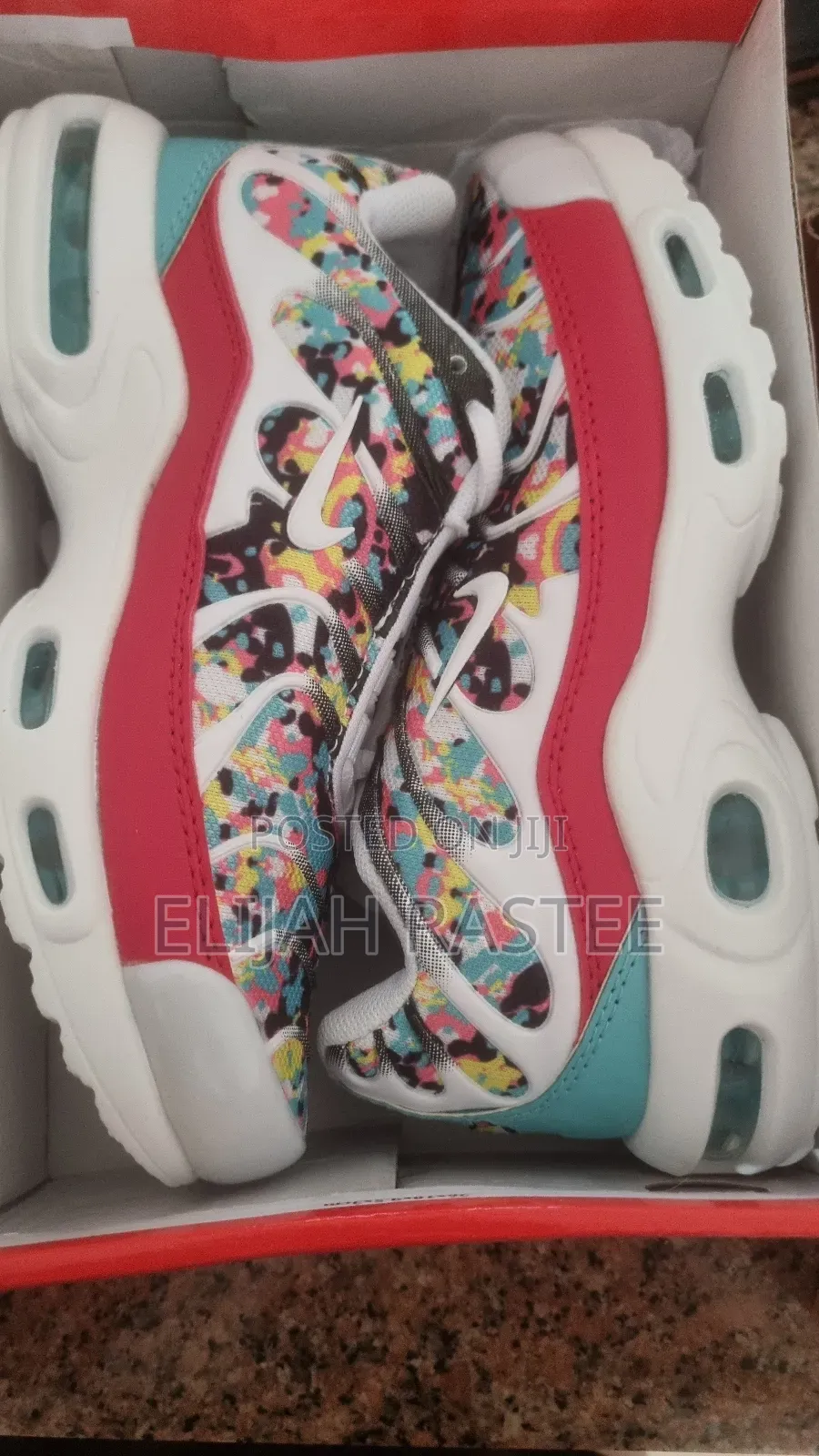 Brand New Nike TNS
