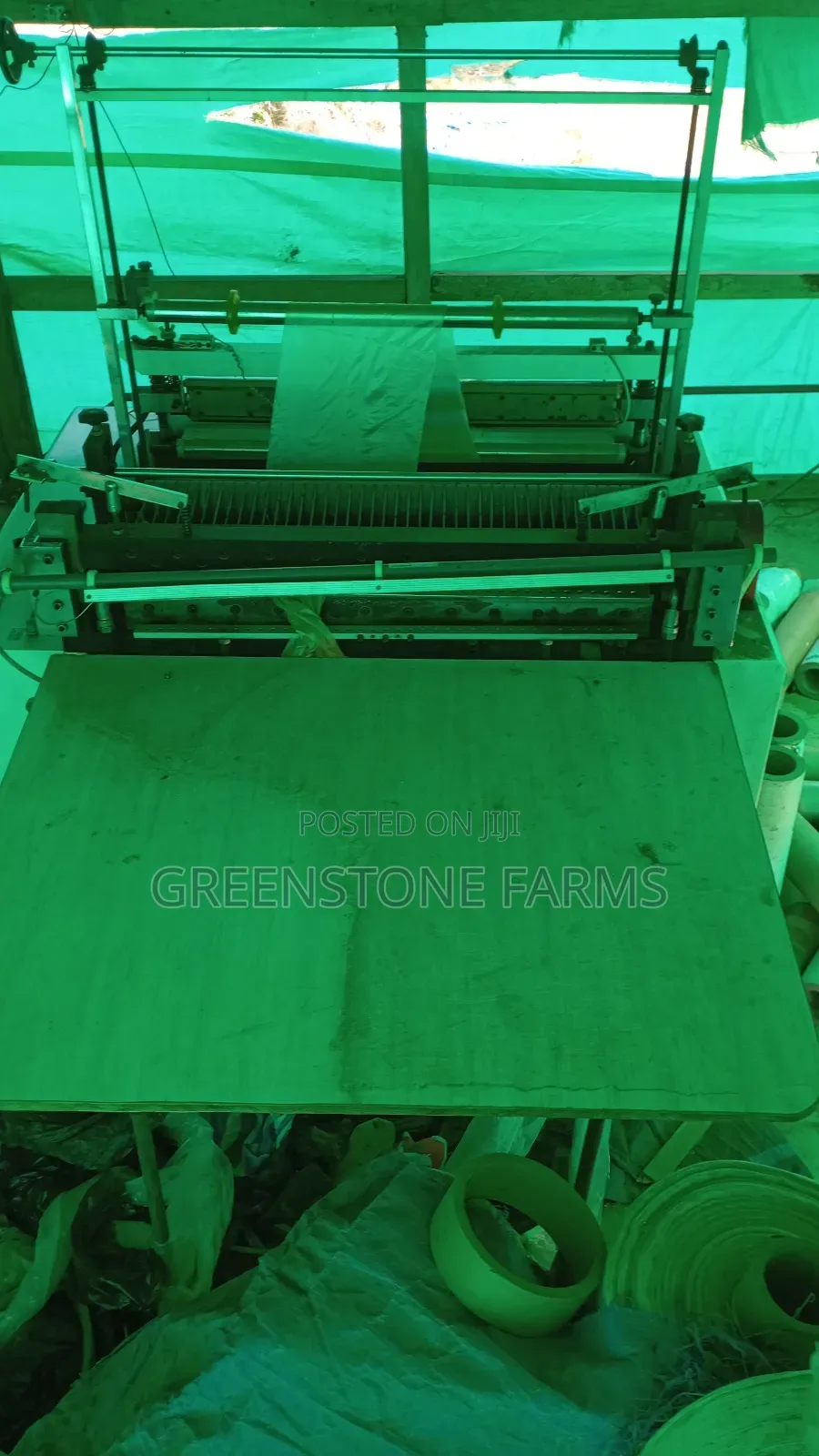 Rubber Cutting and Sealing Machine