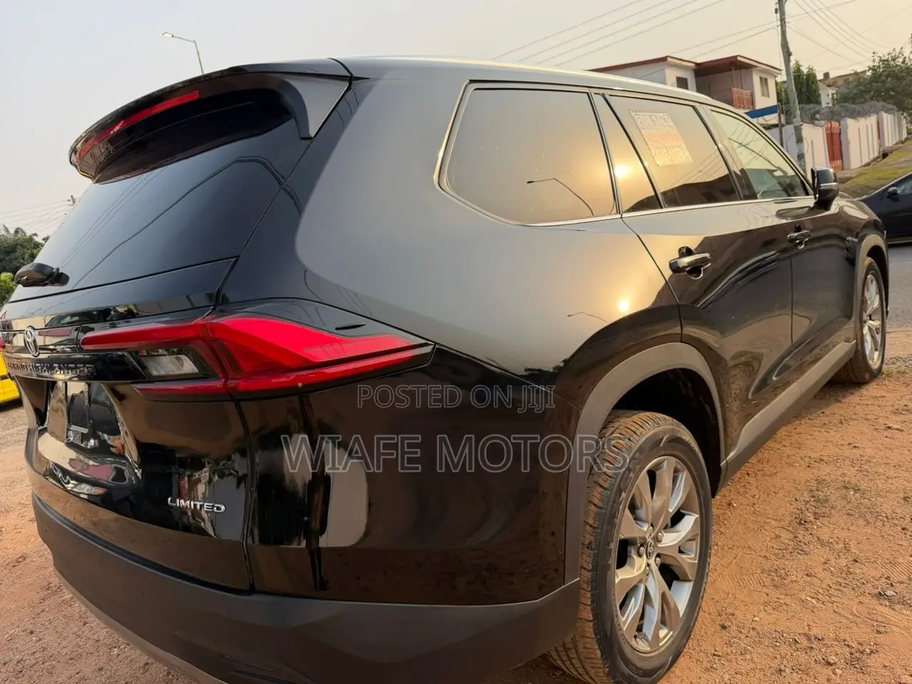 Toyota Highlander Limited AWD 2024 Black