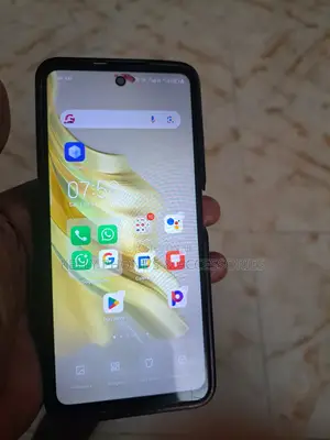 Tecno Spark 20 128 GB Gold