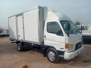 Hyundia Might 2 Container
