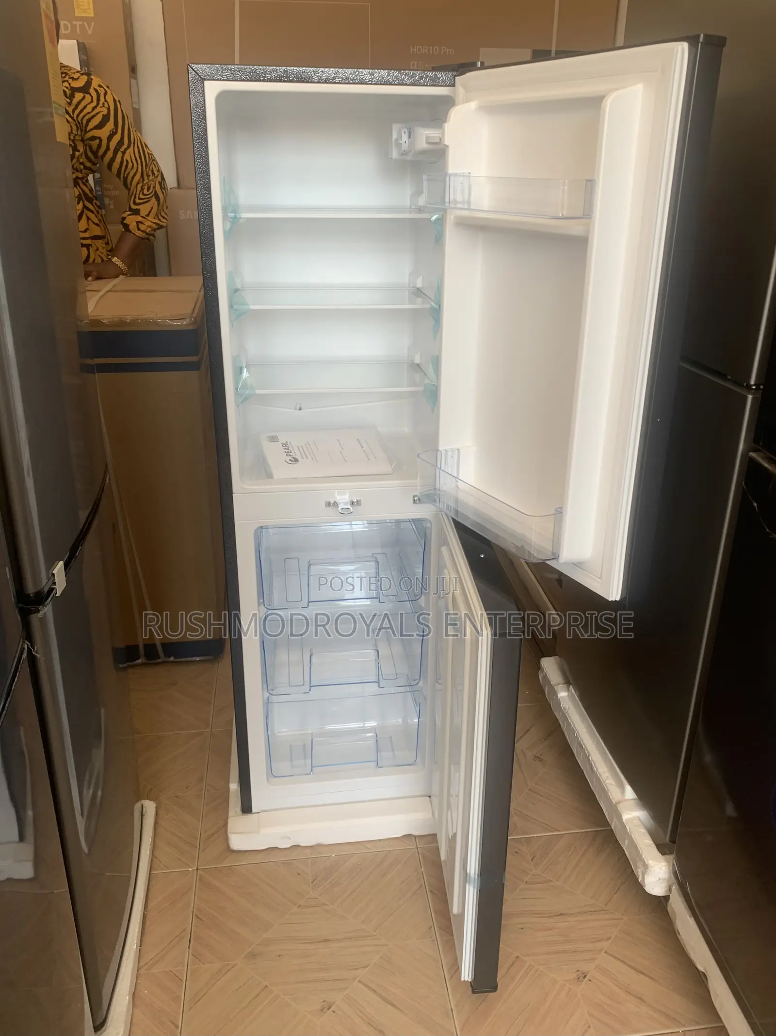 Pearl Pf-144b-10j Fast-Freeze Bottom Mount Refrigerator