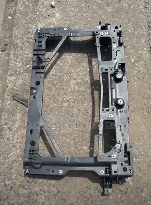 Toyota Yaris Ia Radiator Support