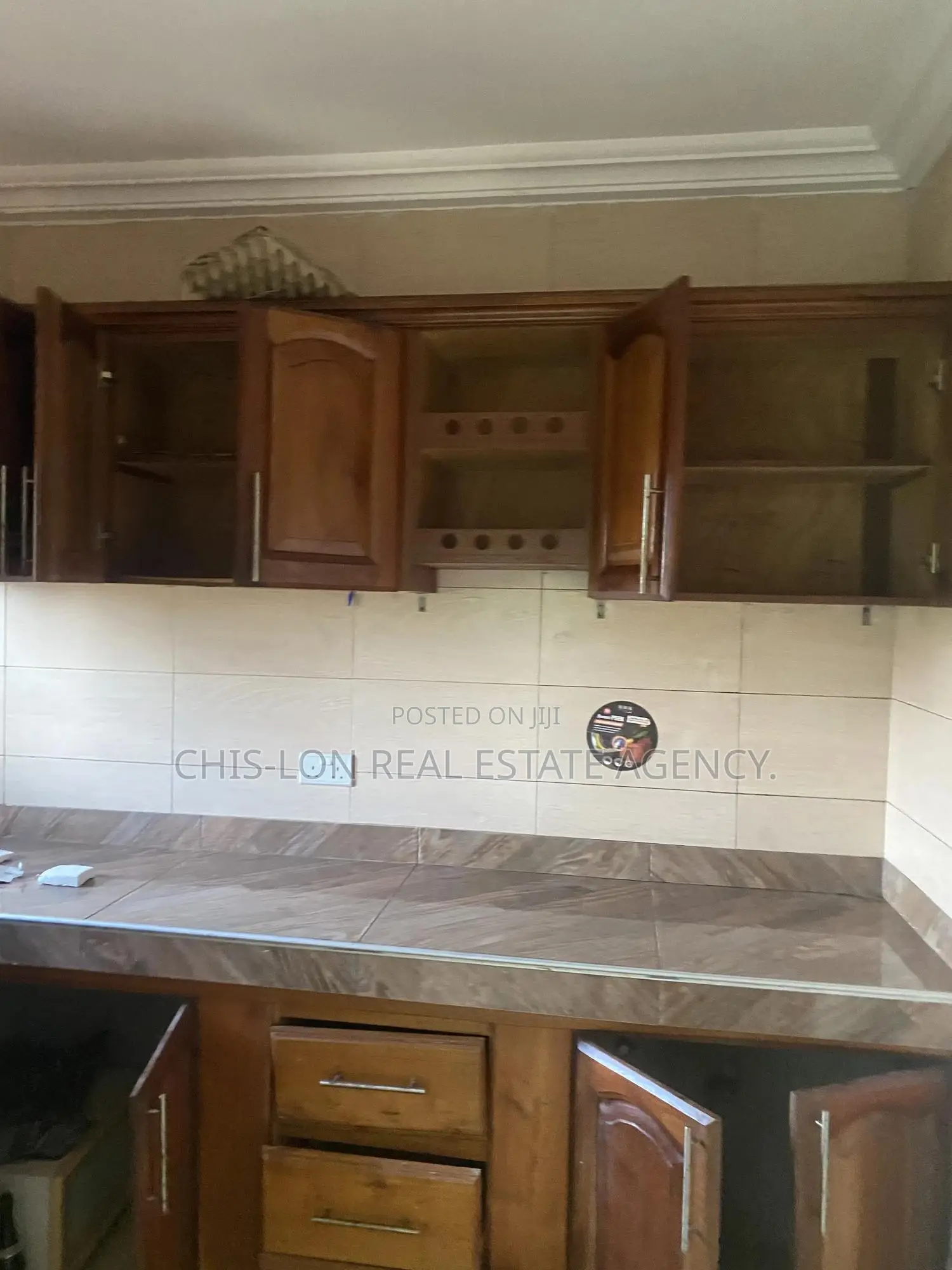 1bdrm Apartment in Chis-Lon Real Estate, Adade for rent