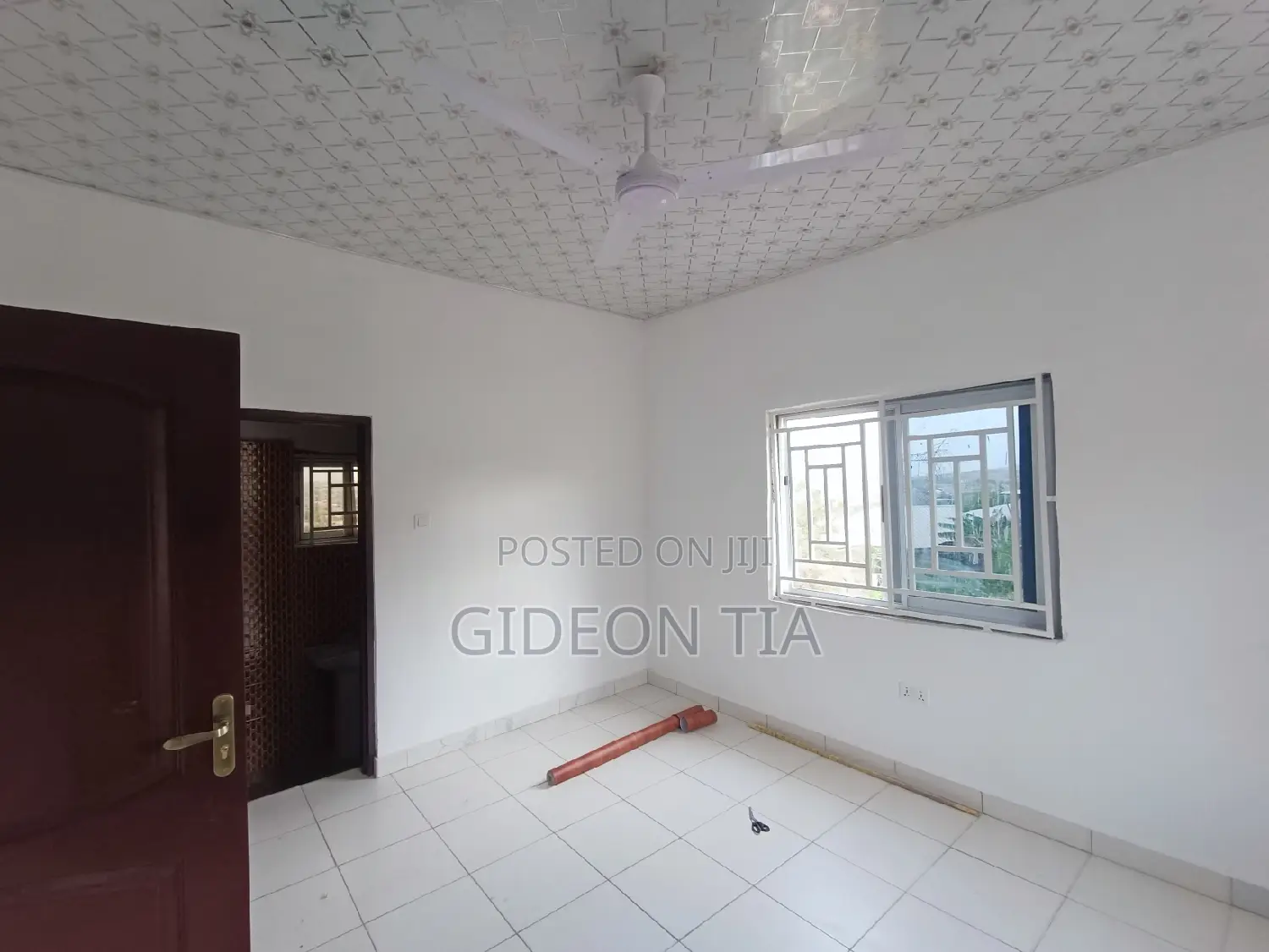 Chamber And Hall For Rent.