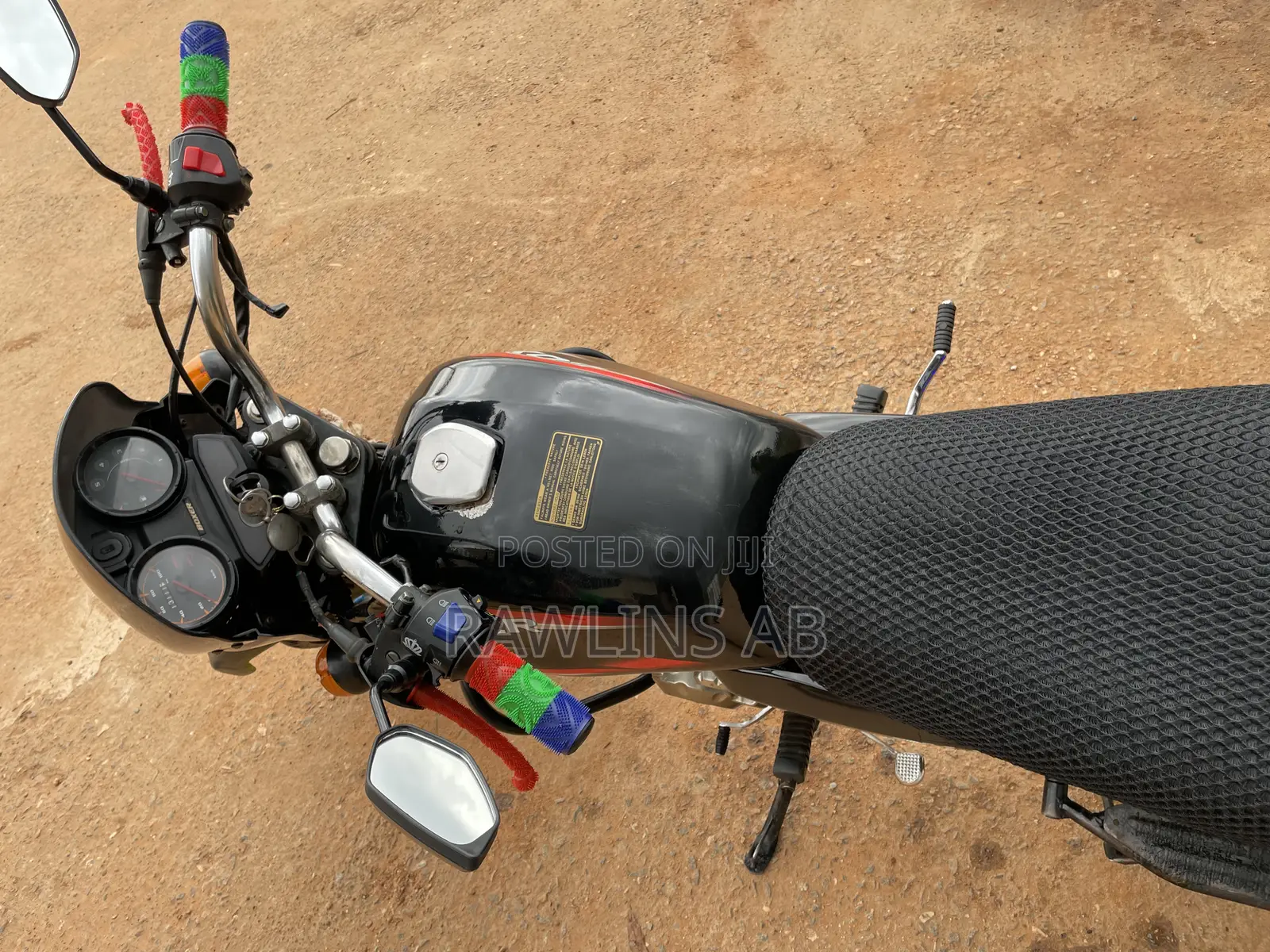 New Bajaj Boxer 150 UG 2022 Gold