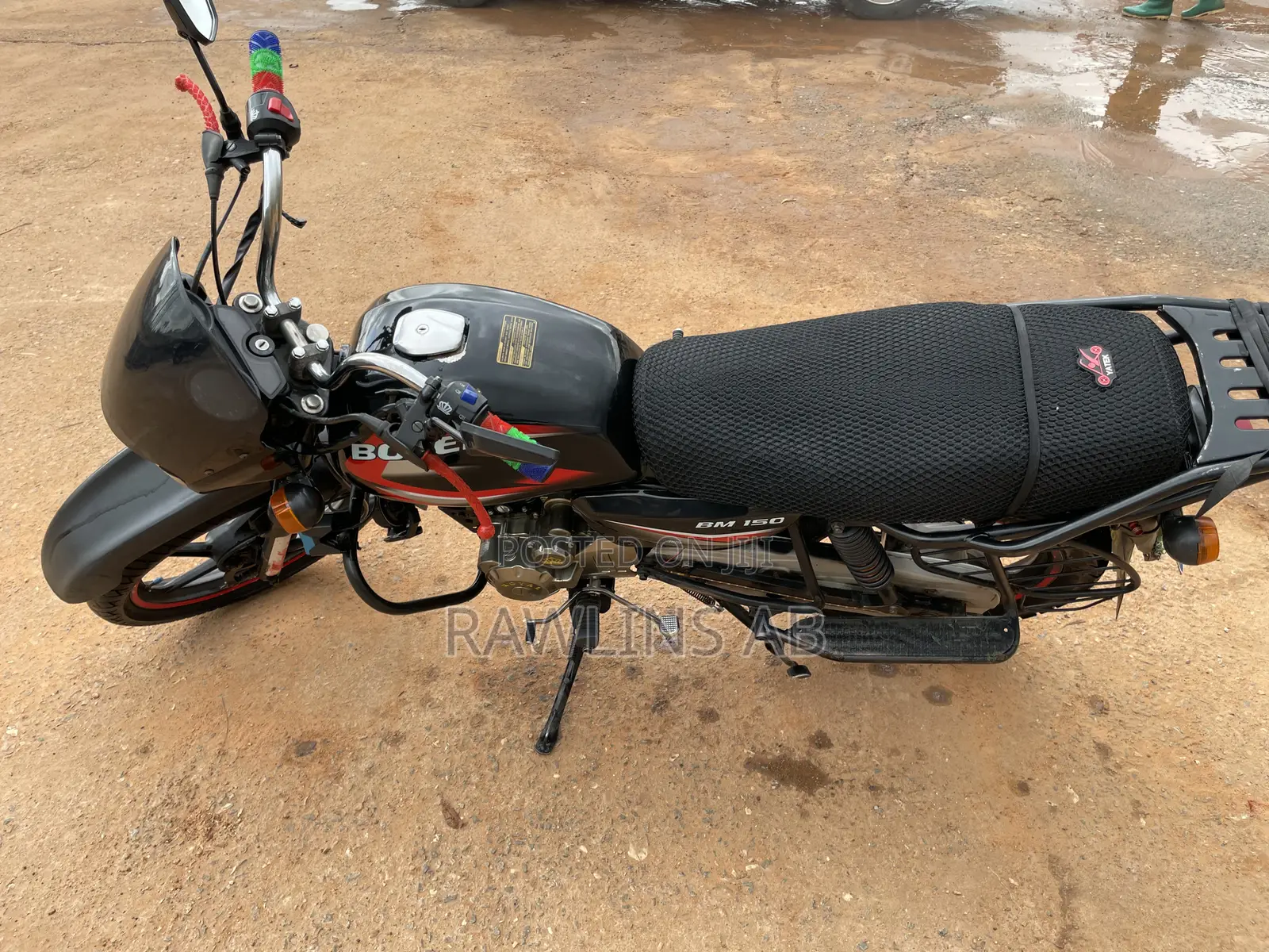 New Bajaj Boxer 150 UG 2022 Gold