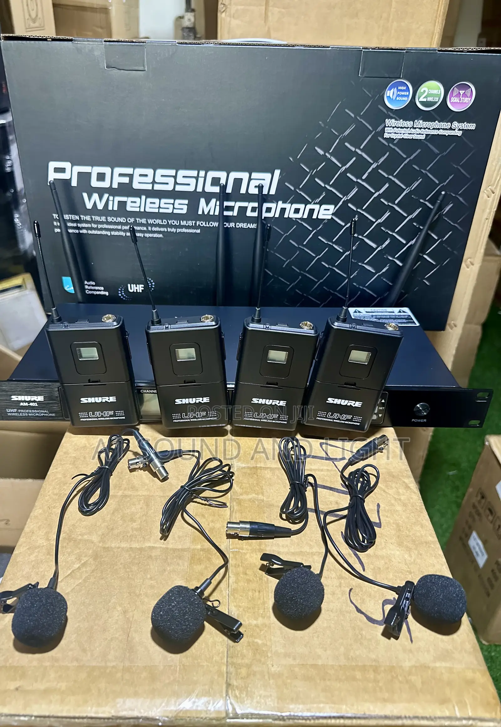 Shure Am401 4in1 Wireless Lapel Microphone Set [Black]