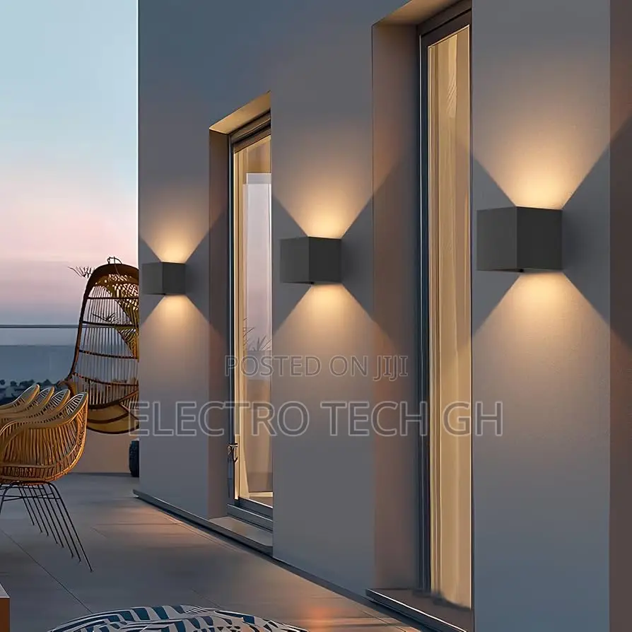 Outdoor Light