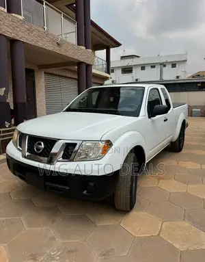 Nissan Frontier SV 4dr King Cab 6.1 ft. SB (2.5L 4cyl 5M) 2015 White