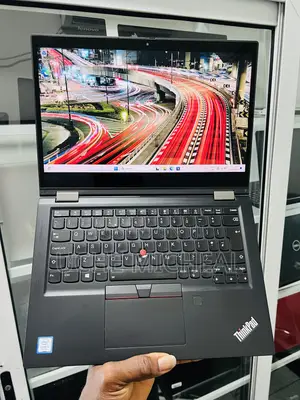 Laptop Lenovo ThinkPad X390 Yoga 8GB Intel Core I5 SSD 256GB