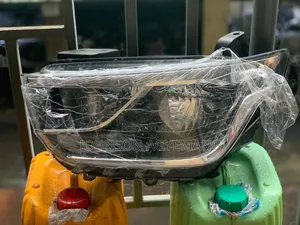 Hyundai H1 2017 Headlight