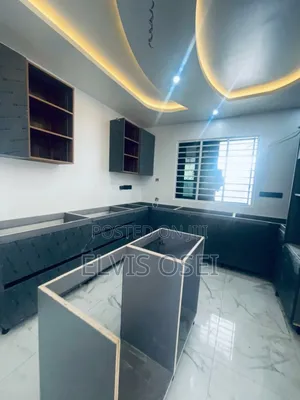 Furnished 5bdrm House in Airport Residential for sale