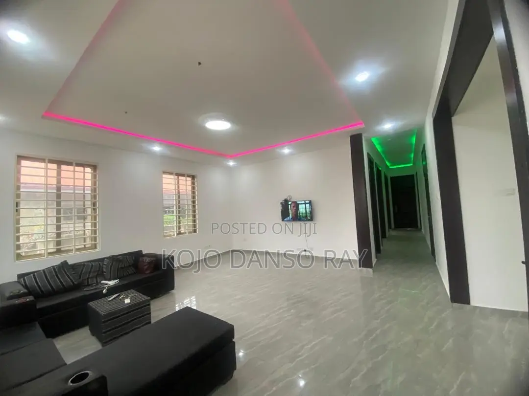 3bdrm House in Pandak Agency, Oyarifa for rent