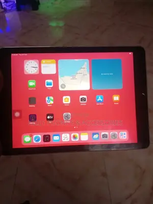 Apple iPad Pro 10.5 (2017) 128 GB Silver