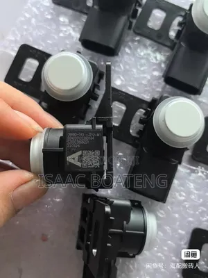 Honda CRV and Hr-v 2024 Front Parking Sensor