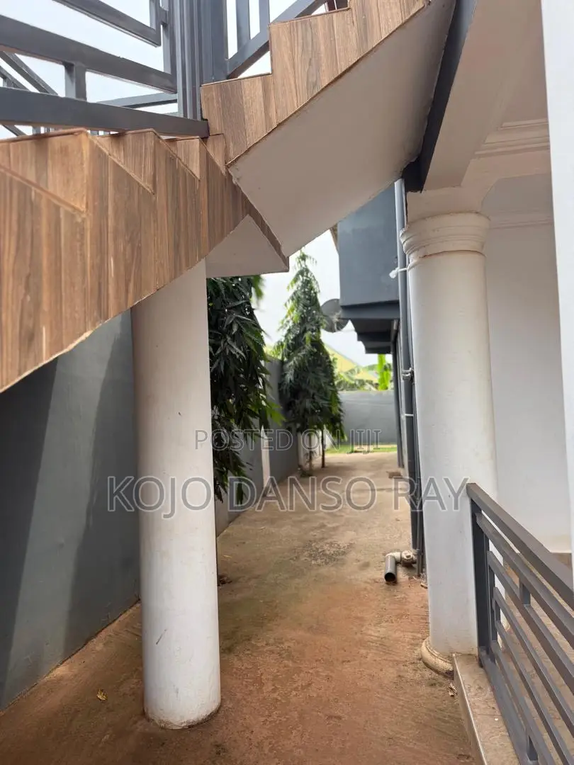 3bdrm Apartment in Pandak Agency, Housing Down for rent