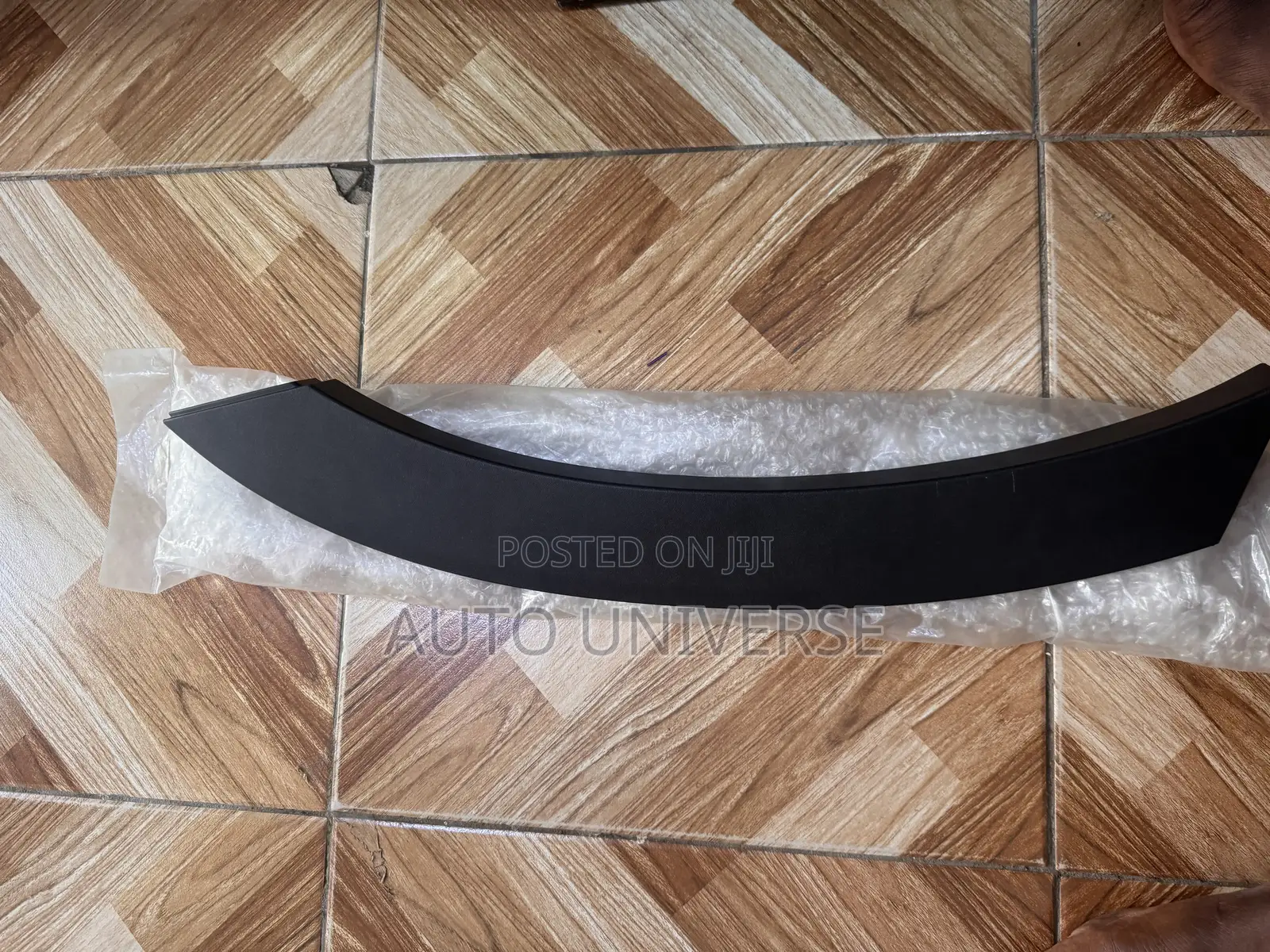Hyundai Santafe 2019, 2020 Fender Moulding Available