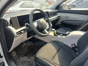 New Hyundai Tucson XRT 2024 White
