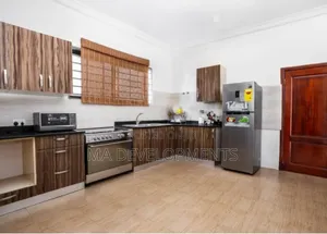 4bdrm House in Adenta for sale